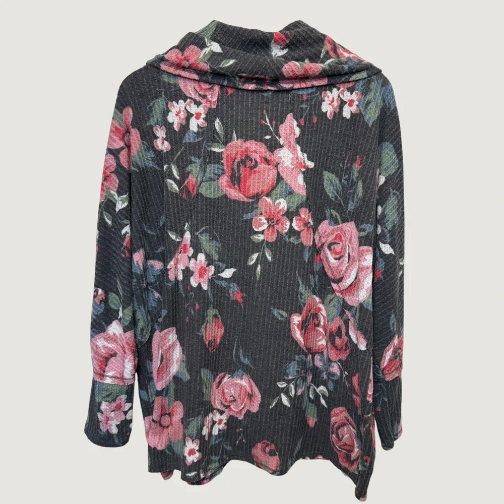 LuLaRoe Kristen Waffle Knit Top L Gray Pink Floral Roses Cowl Neck Cottagecore